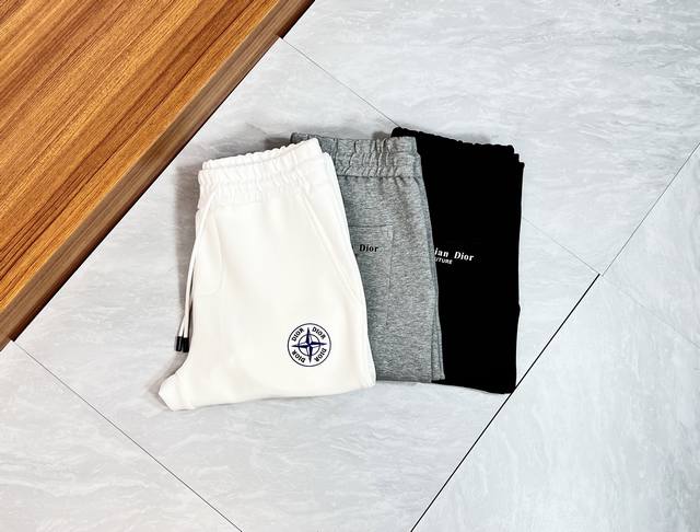 可年后 Dior 迪奥 2025秋冬新品 三标齐全 松紧裤 休闲裤 好货不用过多介绍 看细节 专柜码数：M-Xxxl 175 140上身L DDD