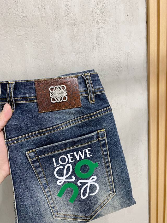 支持年后退换 罗意威 新品 高端独家发售 25Ss四季款超燃炸街系列之最牛仔裤 独家隆重推出 原版定制高端品质面料 定制五金版型修身剪裁 面料带弹力 微弹上身舒