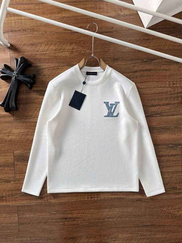 支持年后退换 Lv 2025秋冬 八明治空气层套头圆领卫衣 DDD 打底衫，男女同款时尚休闲！贸易公司渠道稀出，领先官网发售！一直都是神奇的存在，有着极高的辨识