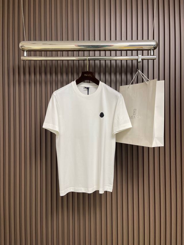 支持年后售后 DDD Moncler 2026Ss早春新品短袖T恤，经典徽标短袖T恤。精选280G高支精梳棉混纺面料，亲肤透气还抗皱，久穿不变形、不起球，质感直
