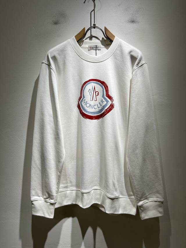 年后售后 Moncl*R蒙*口2025秋冬男女同款情侣款最新的贸易订单长袖卫衣，全品相！！网红款！工艺采用图案Logo印花工艺设计！上身舒适透气，不僵硬，整体有